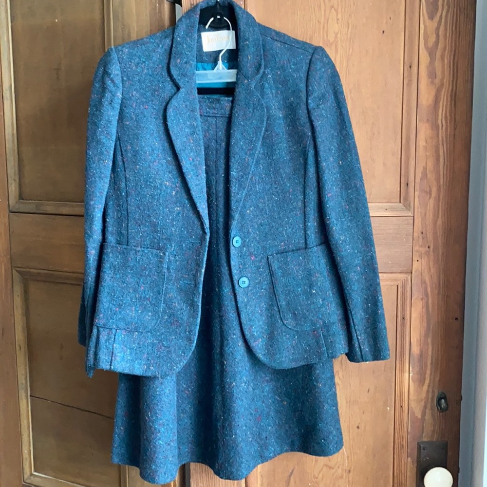 Vintage Jantzen Women’s Jacket and skirt set. Sz 8.